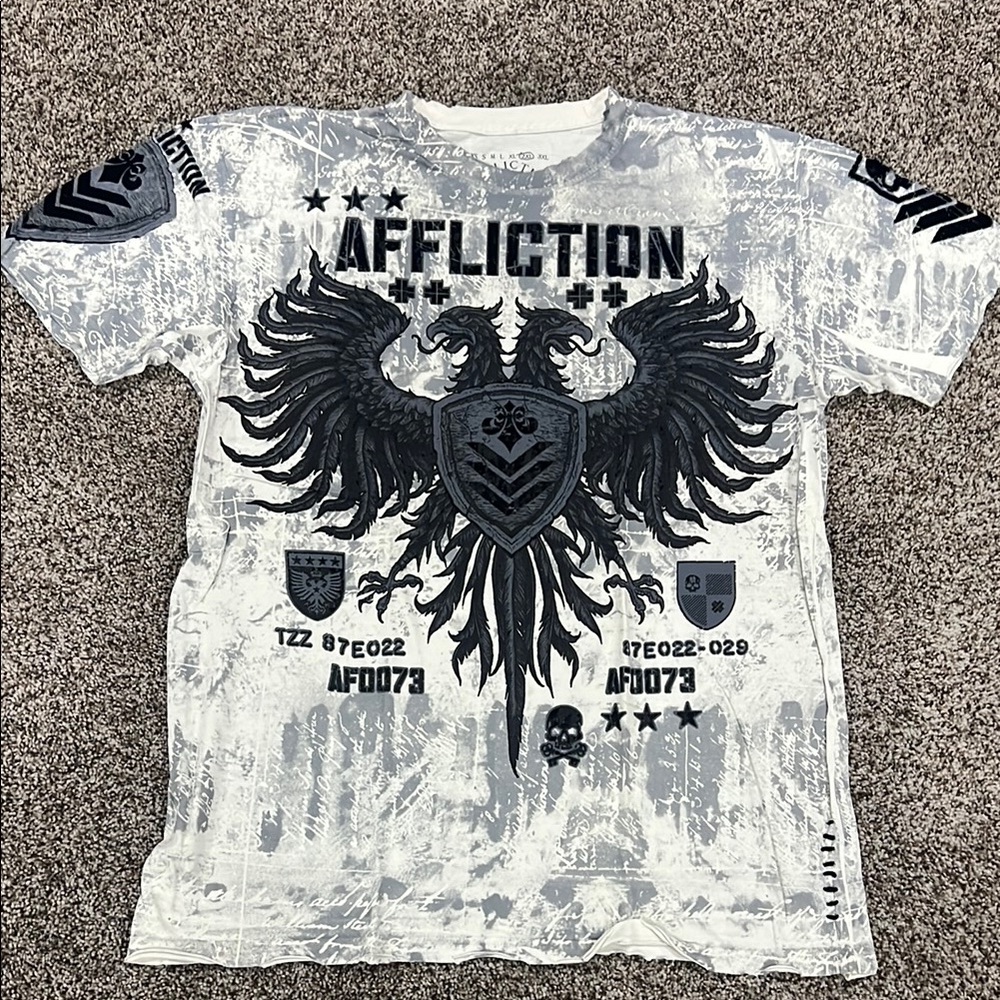 Affliction Black and White Short Sleeve Tees with Eagle Motifs men’s XXL